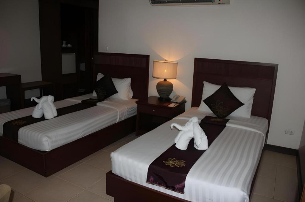 Hotel De Arni 3*