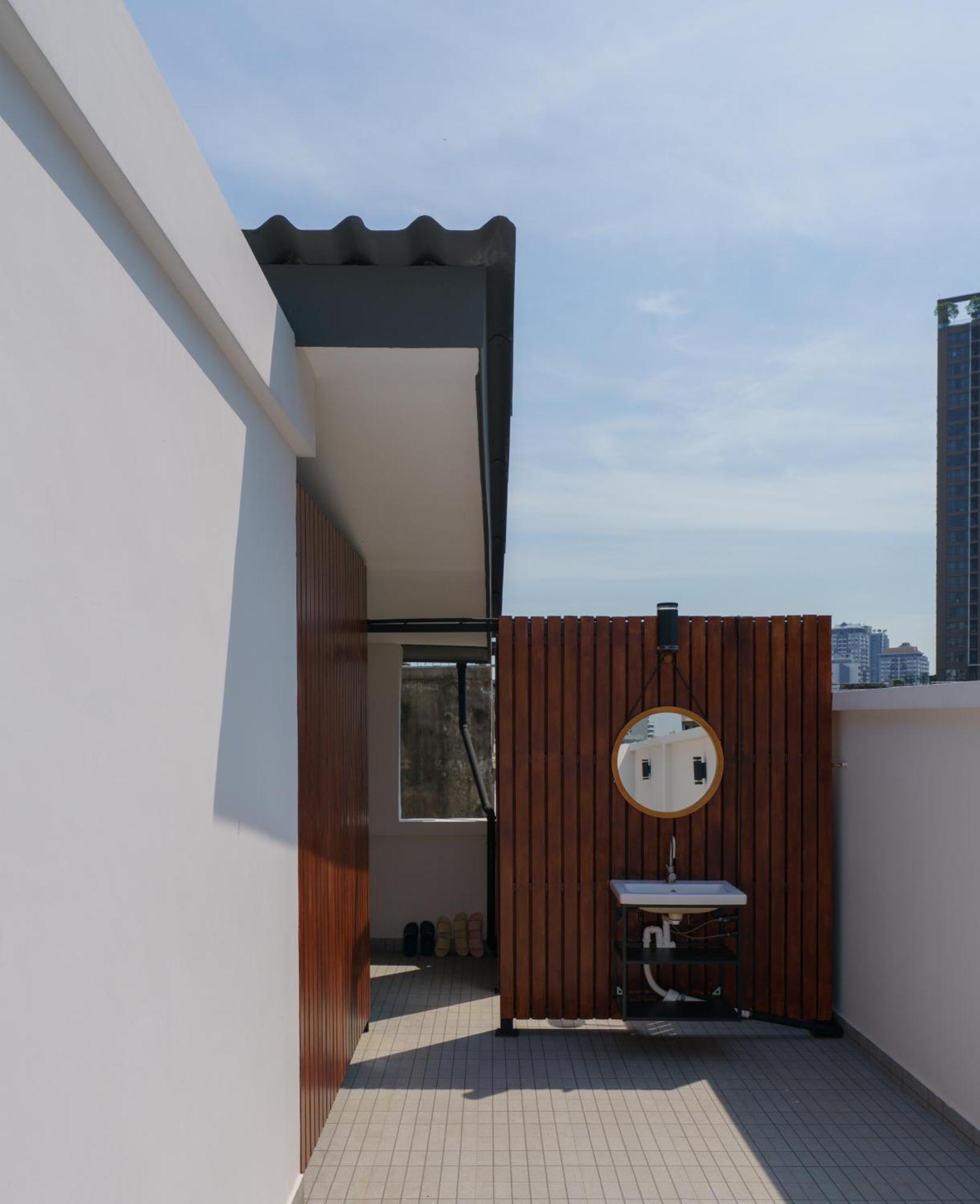 New Stylish Modern 4br 12pax 200m Bts Phrakhanong * Bangkok