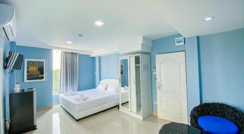 Hotel Delighted 3*