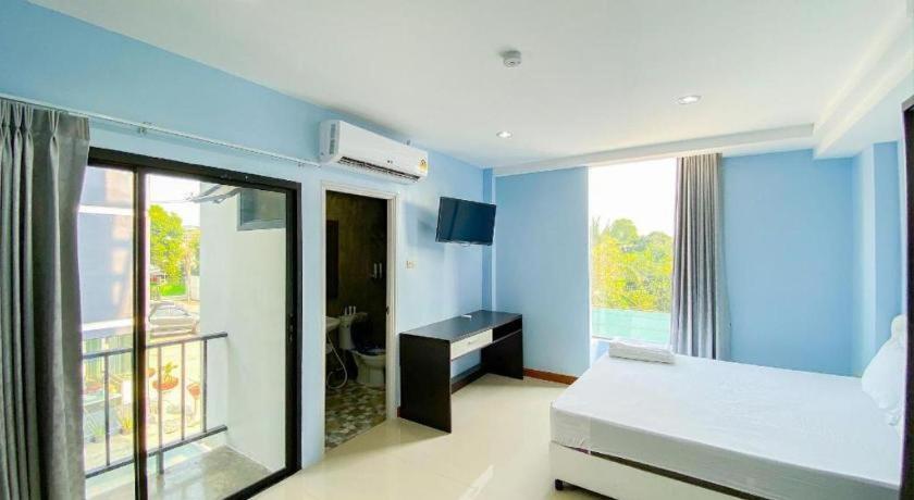 Delighted Hotel 3*