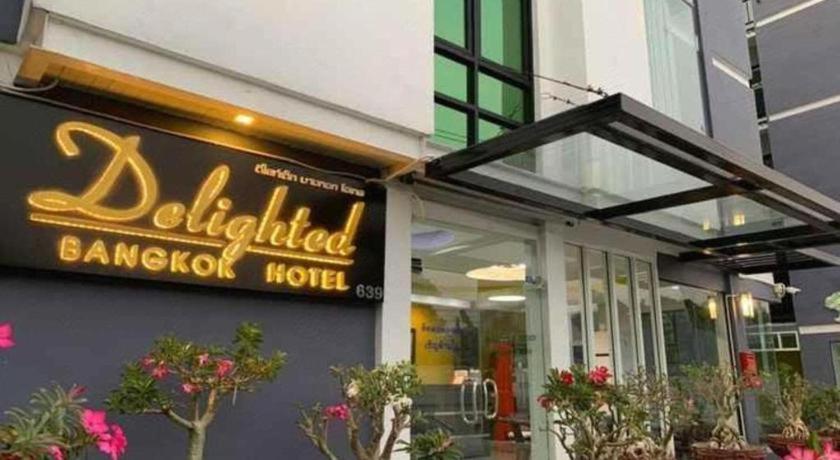 Delighted Hotel