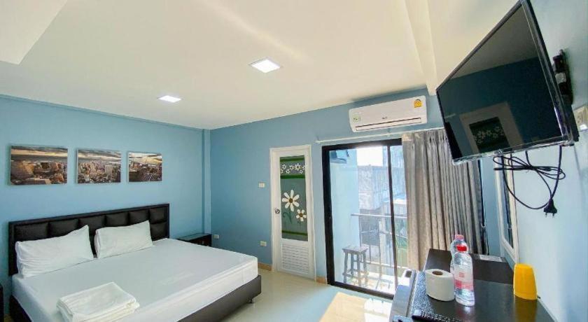 Delighted Hotel 3*