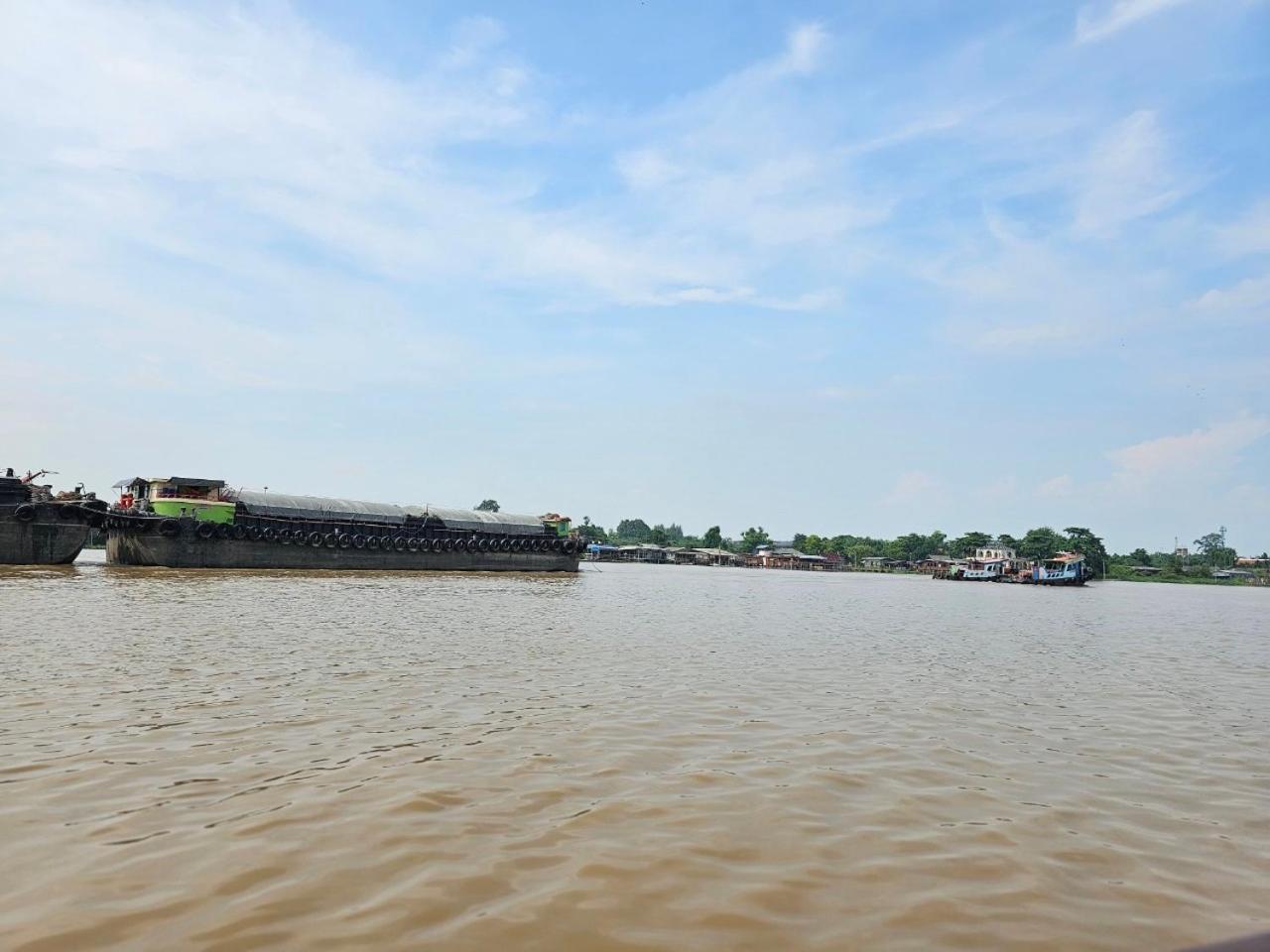 Sabai Sabai Liveaboard Bangkok