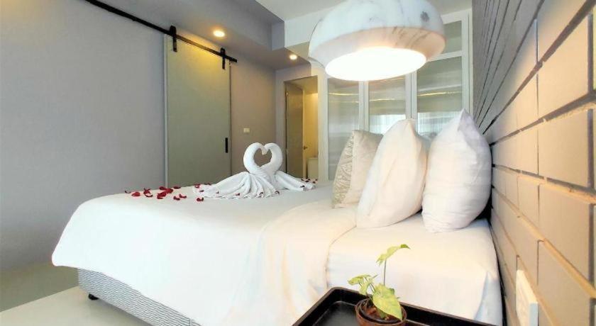 Silom Hotel