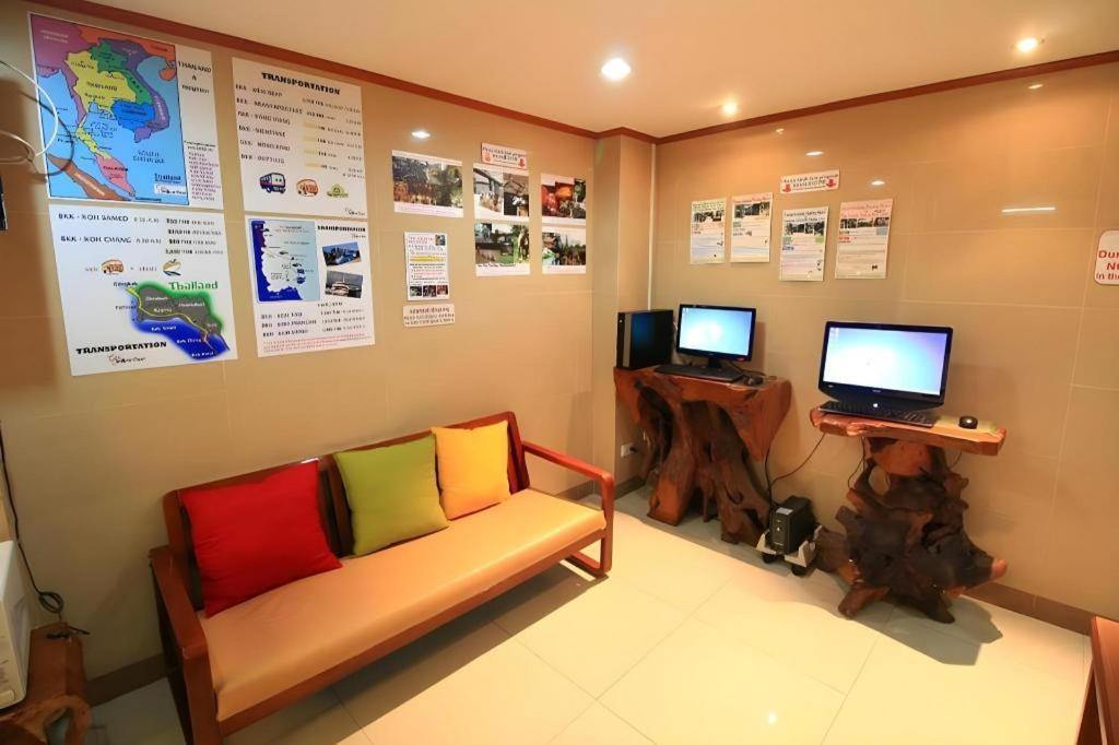 Sunflower Place Hotel 3*