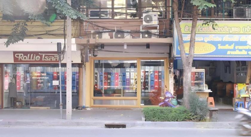 168 * Bangkok