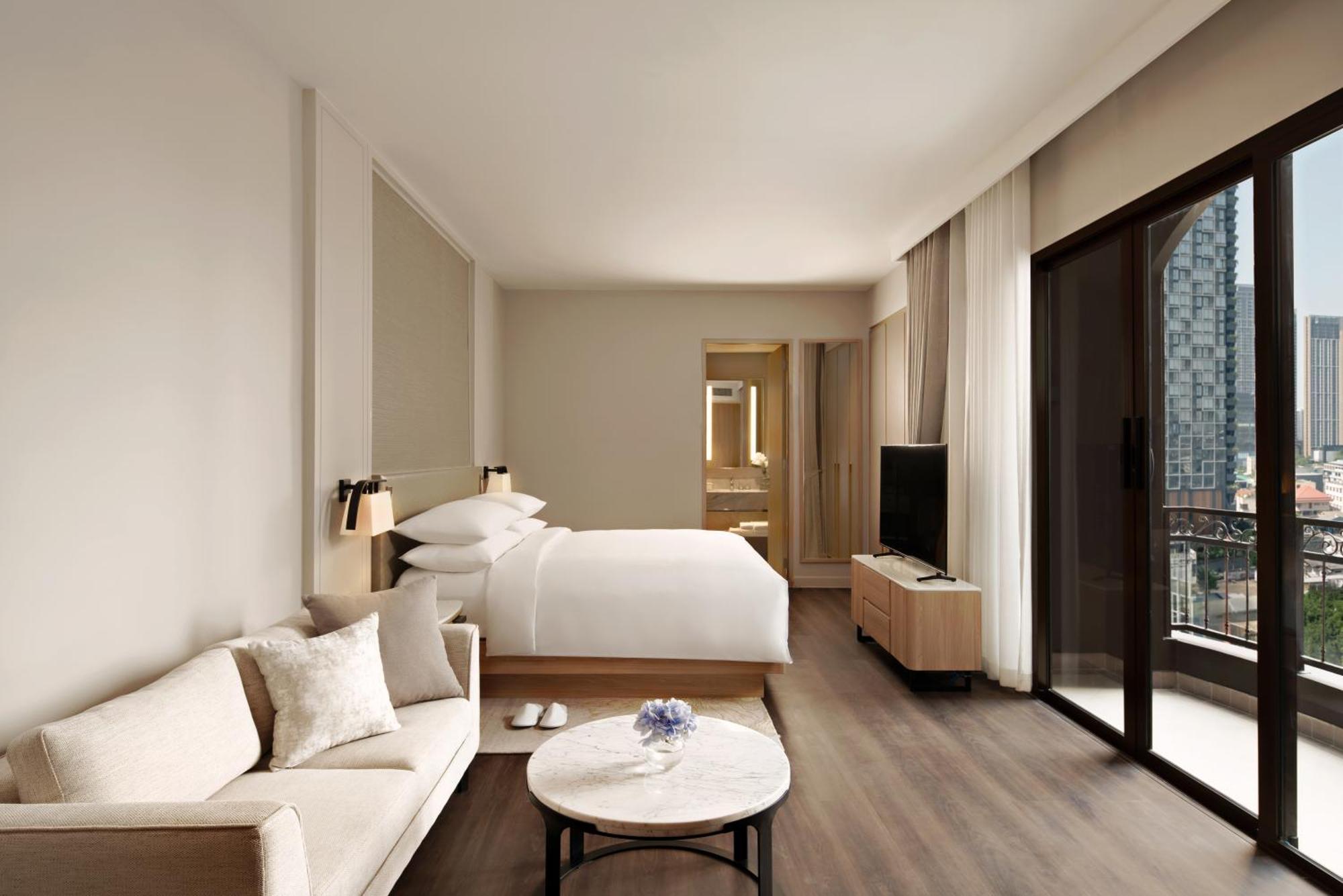 Hotel Marriott Executive Bangkok, Sukhumvit 101 5*