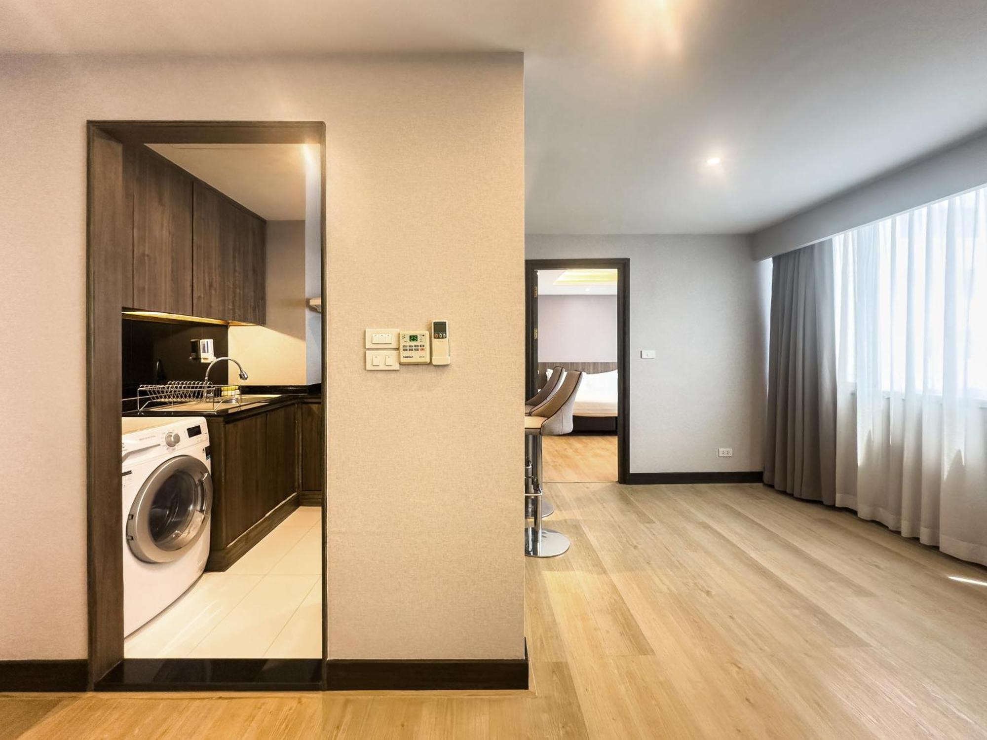 Rembrandt Residences 4*
