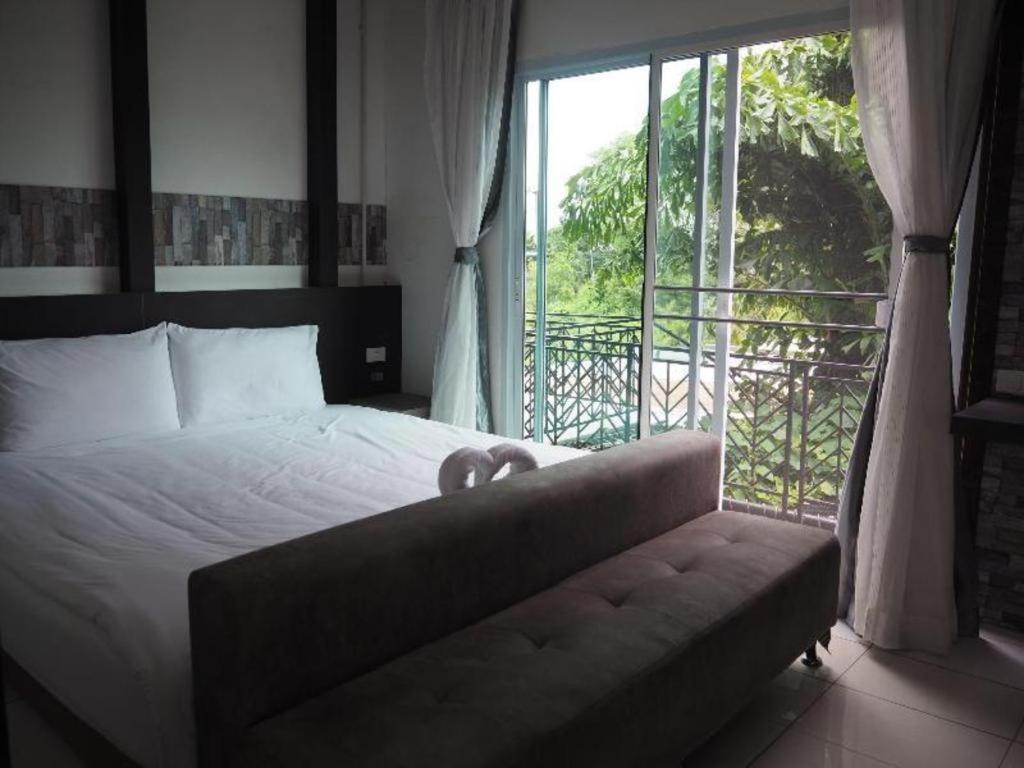 Resort Oyo 271 The Romklao Bangkok