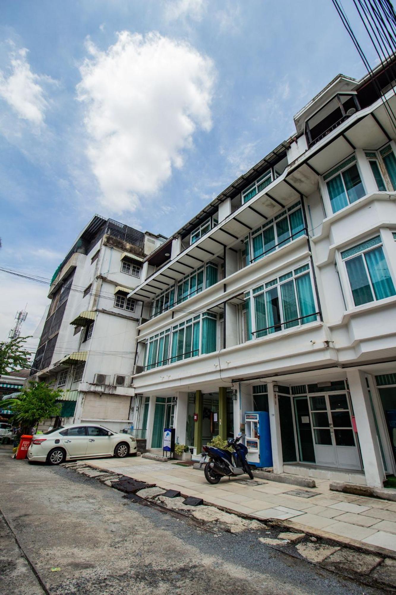 Guest house Skutan Sutthisan Nexus Opal