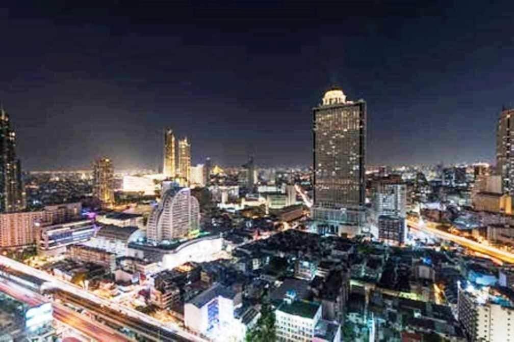 State Tower View River Station Apartment *