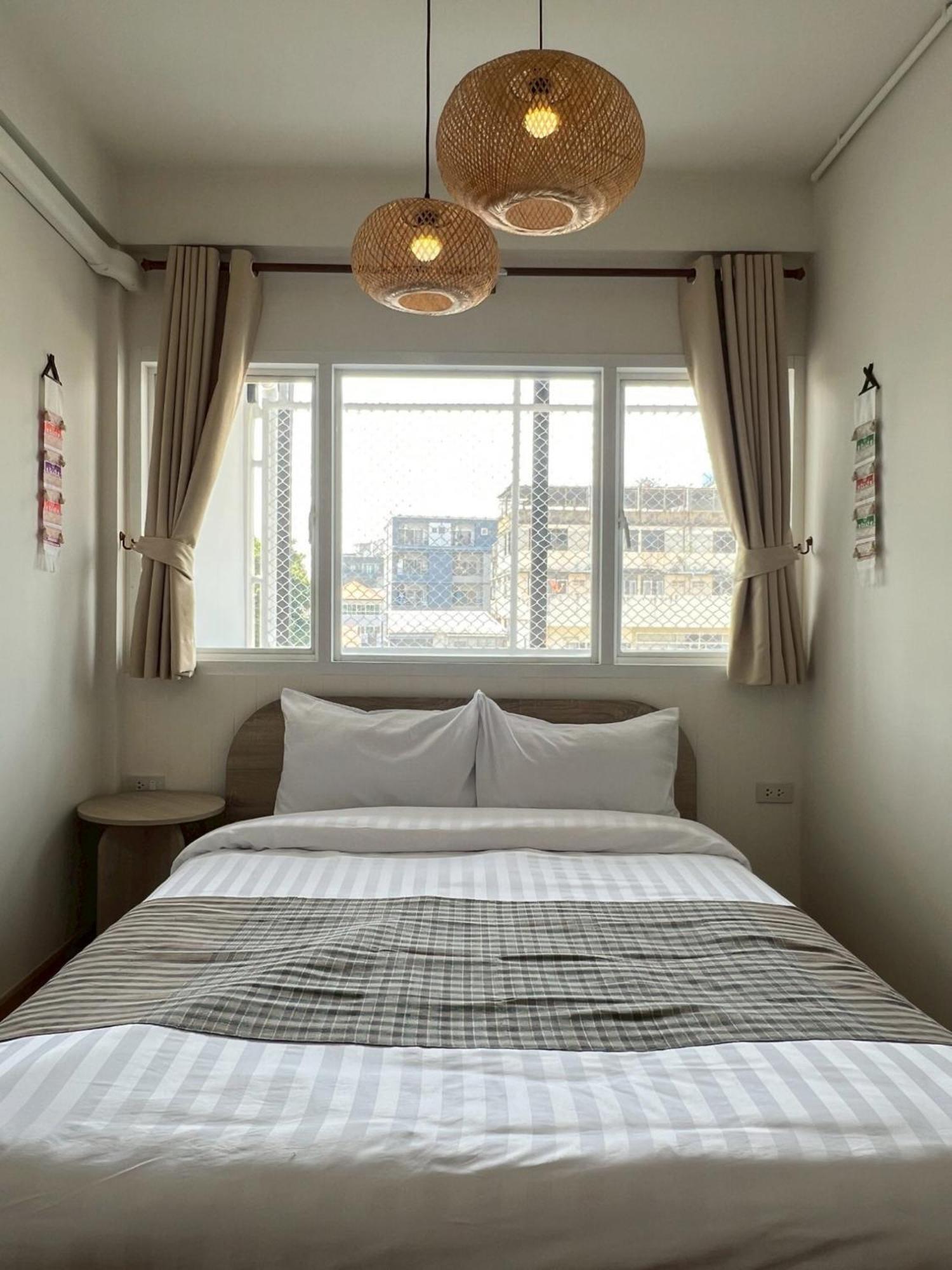 Ease At Sathorn And Coworking Space * Bangkok