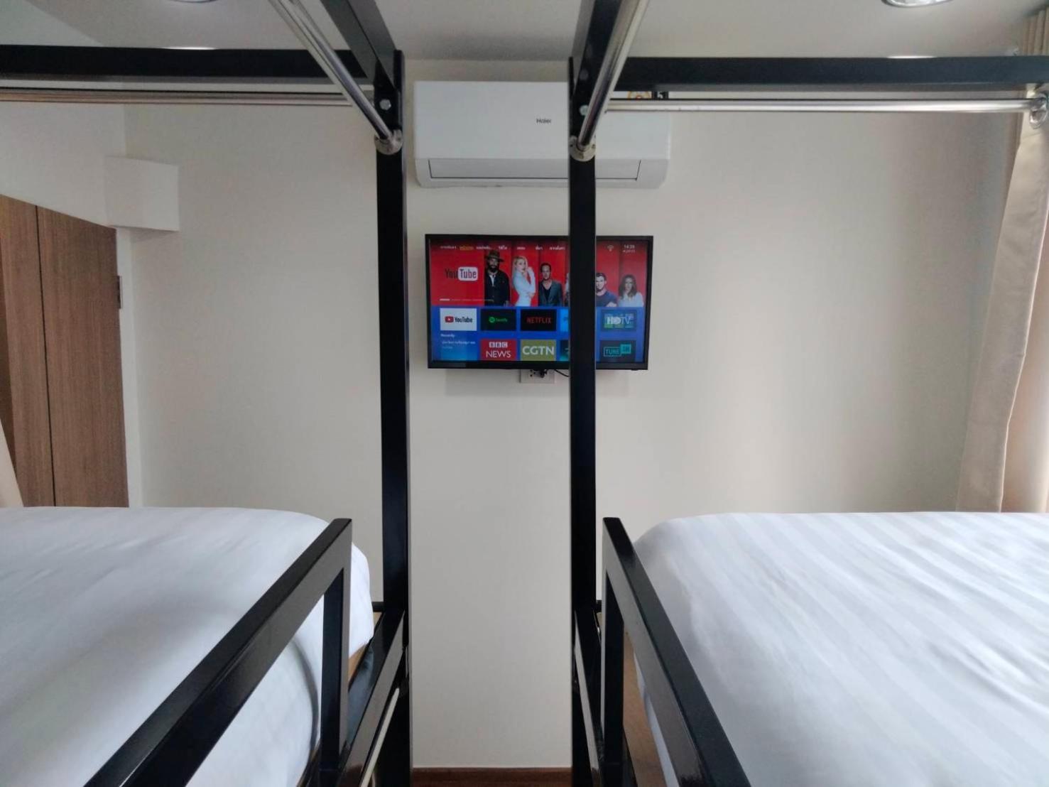 Hostel Ease At Sathorn And Coworking Space *