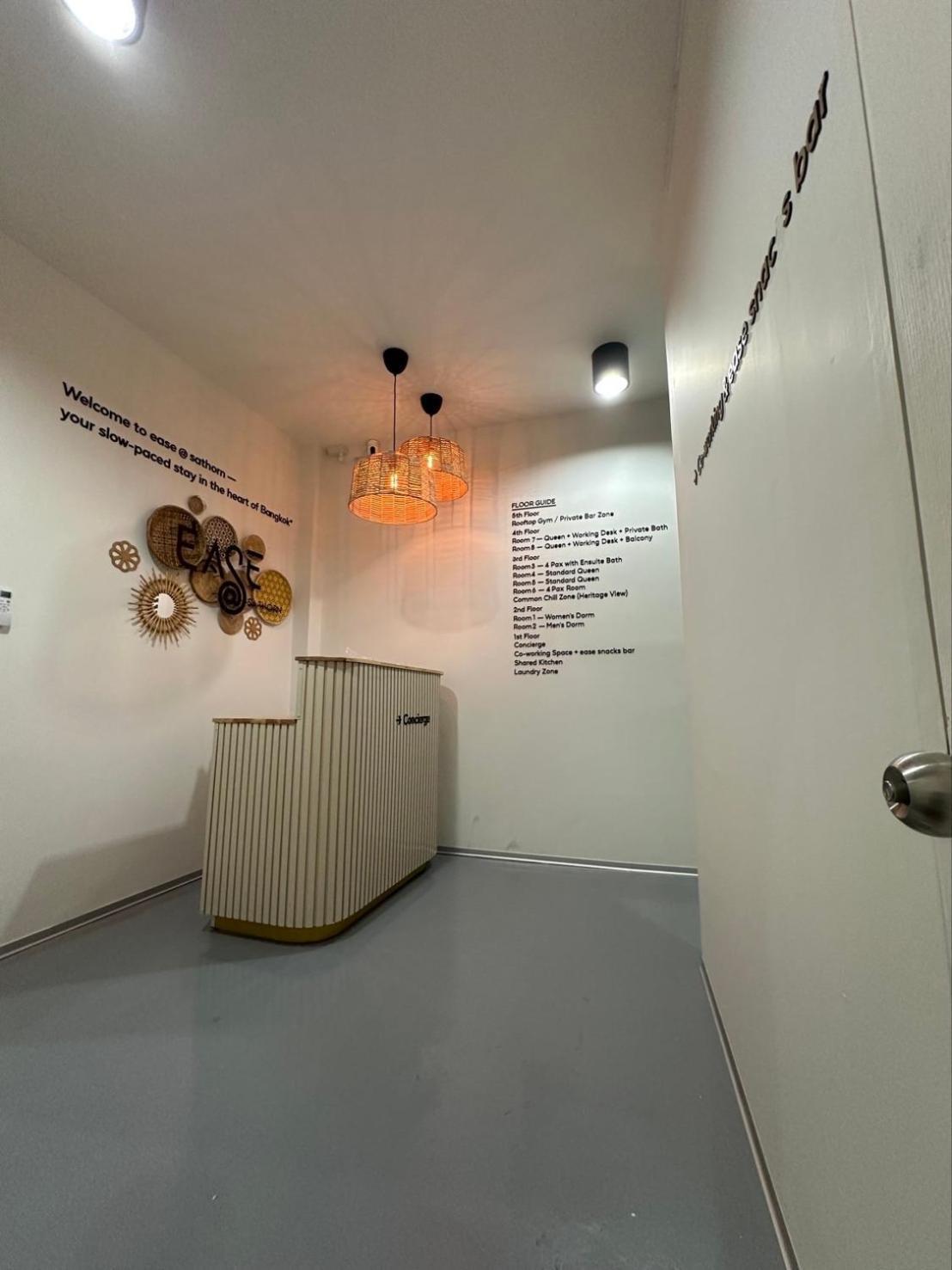 Ease At Sathorn And Coworking Space Hostel *