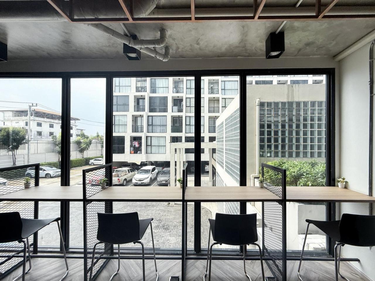 Serene Tropical 1br - Ultra Fast Wifi - Sathorn *