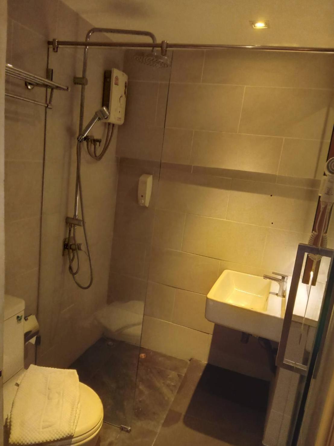 Hotel Pratunam19 3*