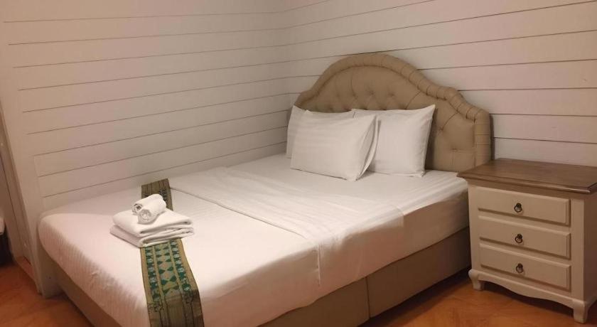 Ban Thungdang Housetel Hotel 2*