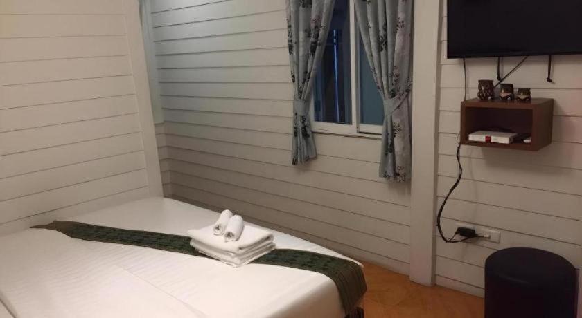 Ban Thungdang Housetel 2*