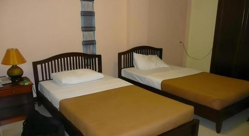 Sunflower Place Hotel 3*
