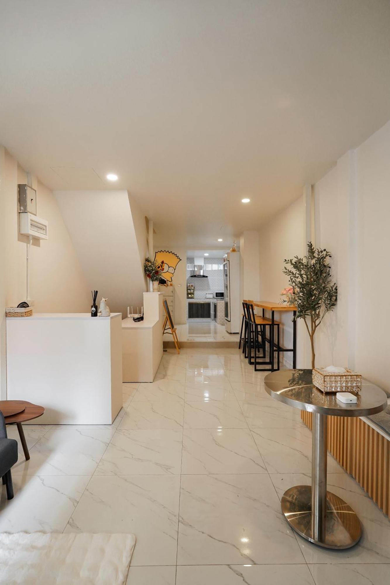 Hostel The Roamery