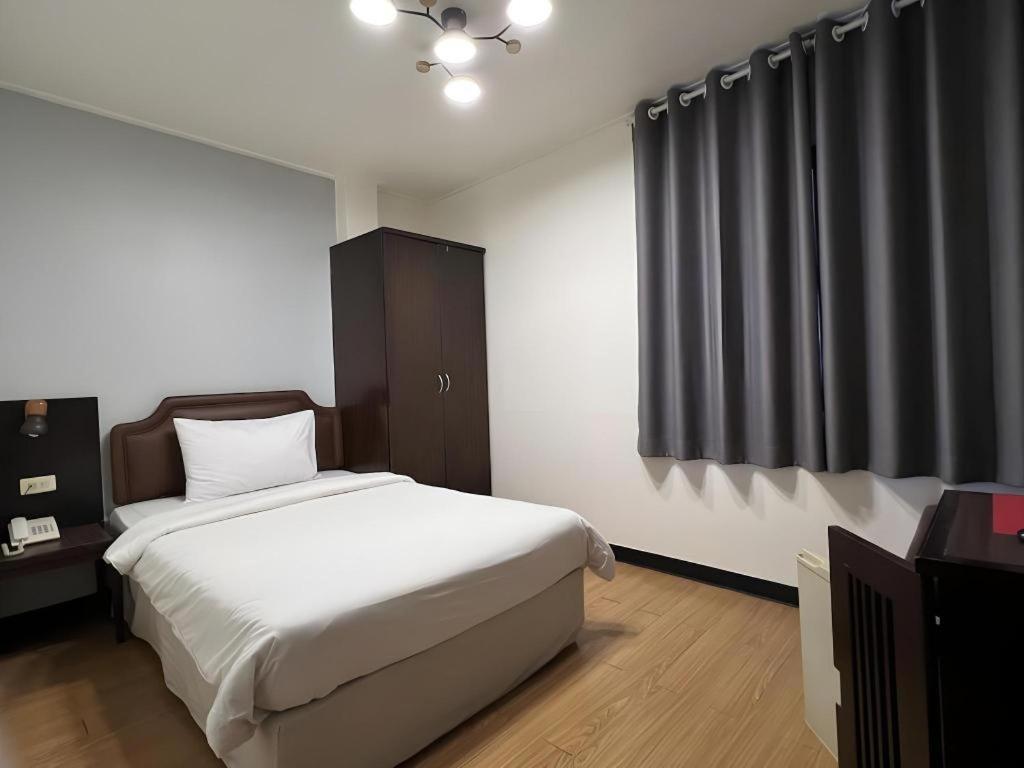 Intown Hotel