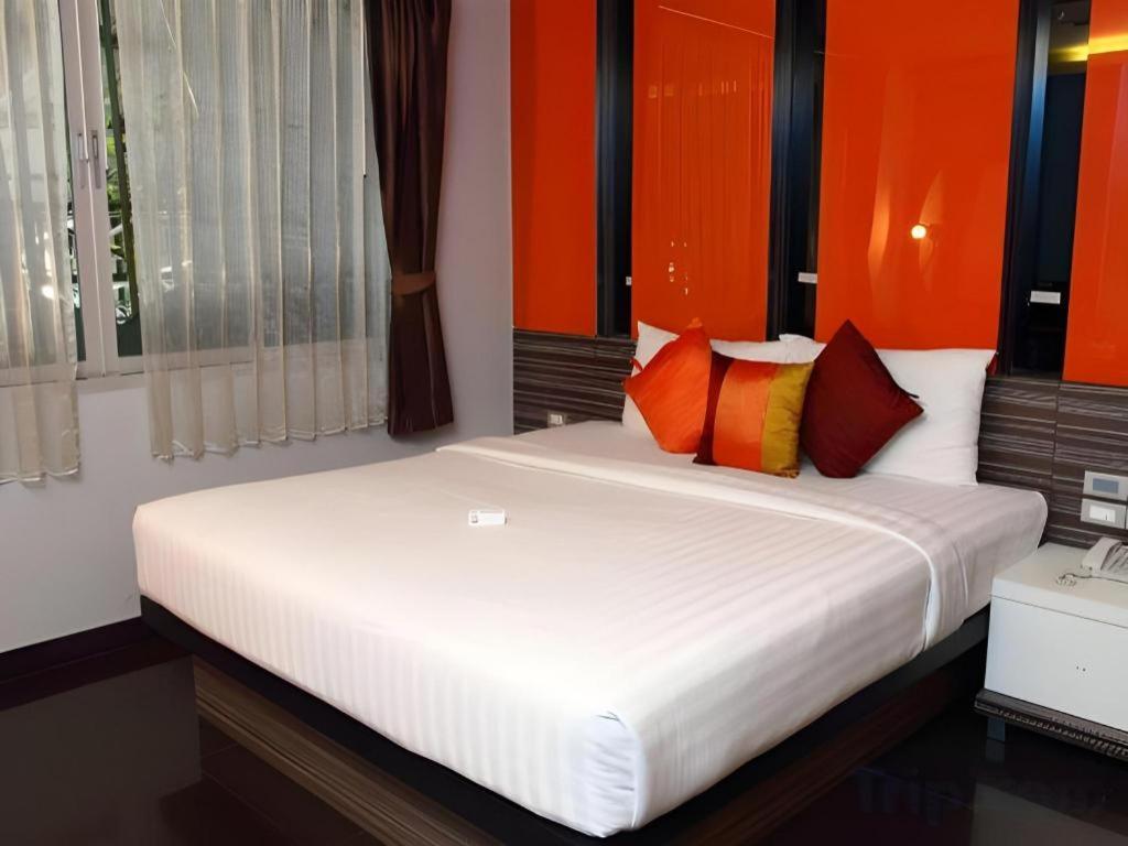 Heaven@4 Hotel