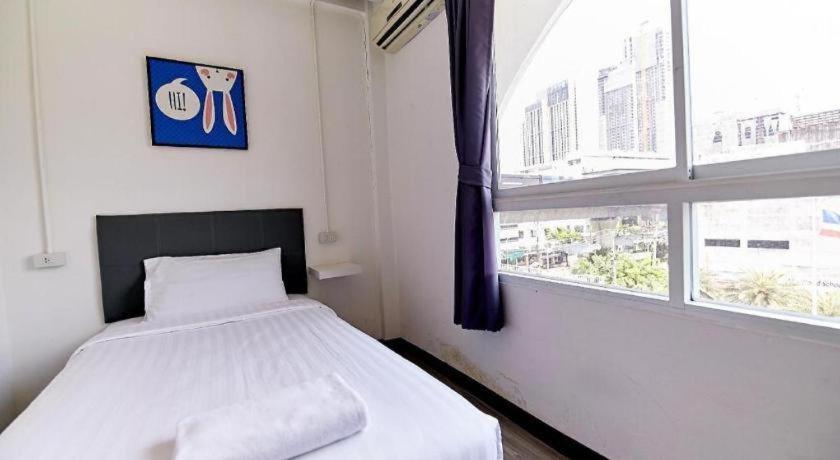 Hostel The Rabbit's Hole Bangkok