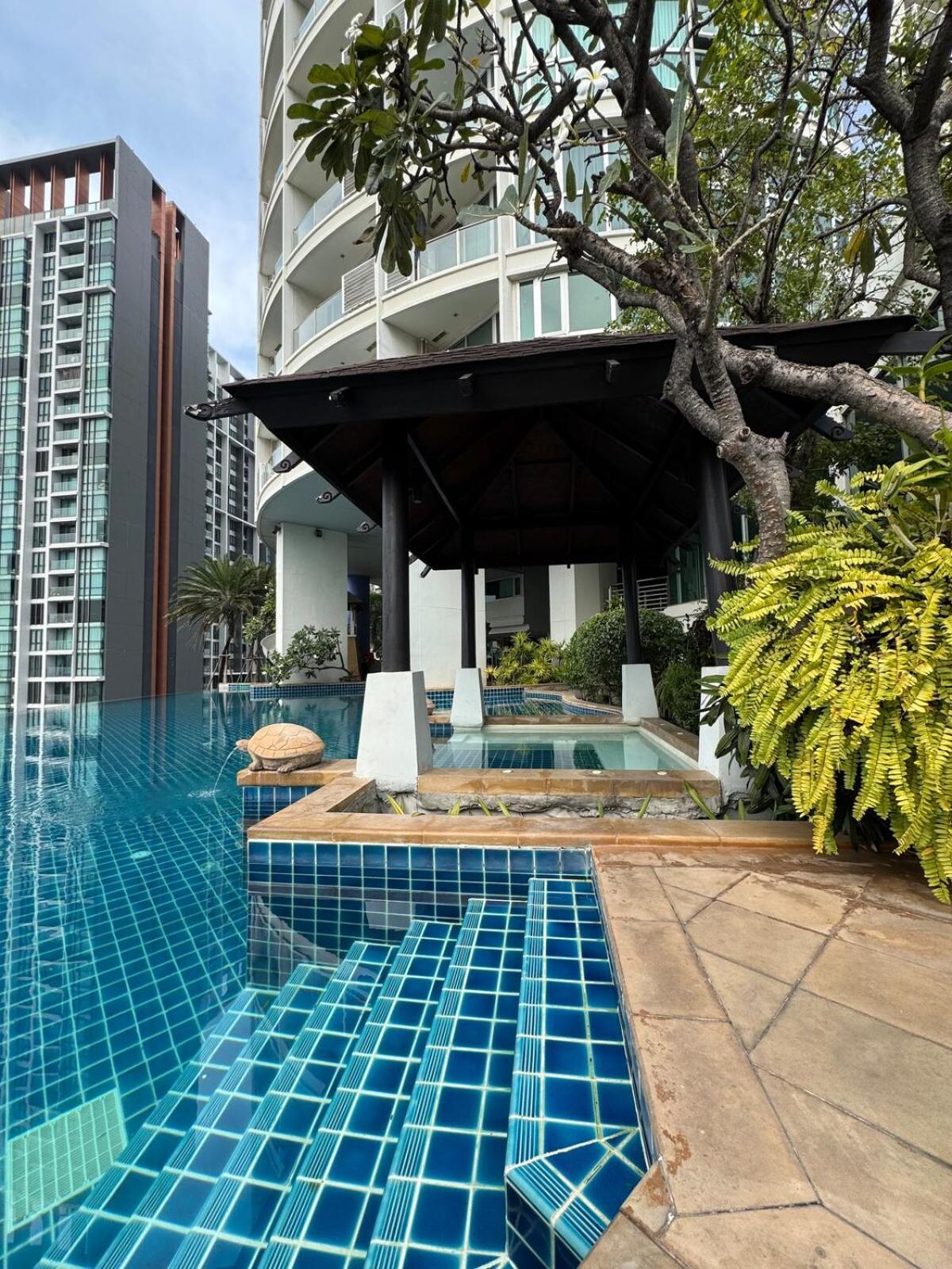 Super View Room, Swimming Pool,gym,150m Walk To Bts