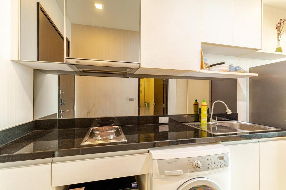 Apartment Super View Room, Swimming Pool,gym,150m Walk To Bts Bangkok