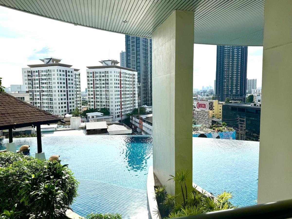 Super View Room, Swimming Pool,gym,150m Walk To Bts Apartment *