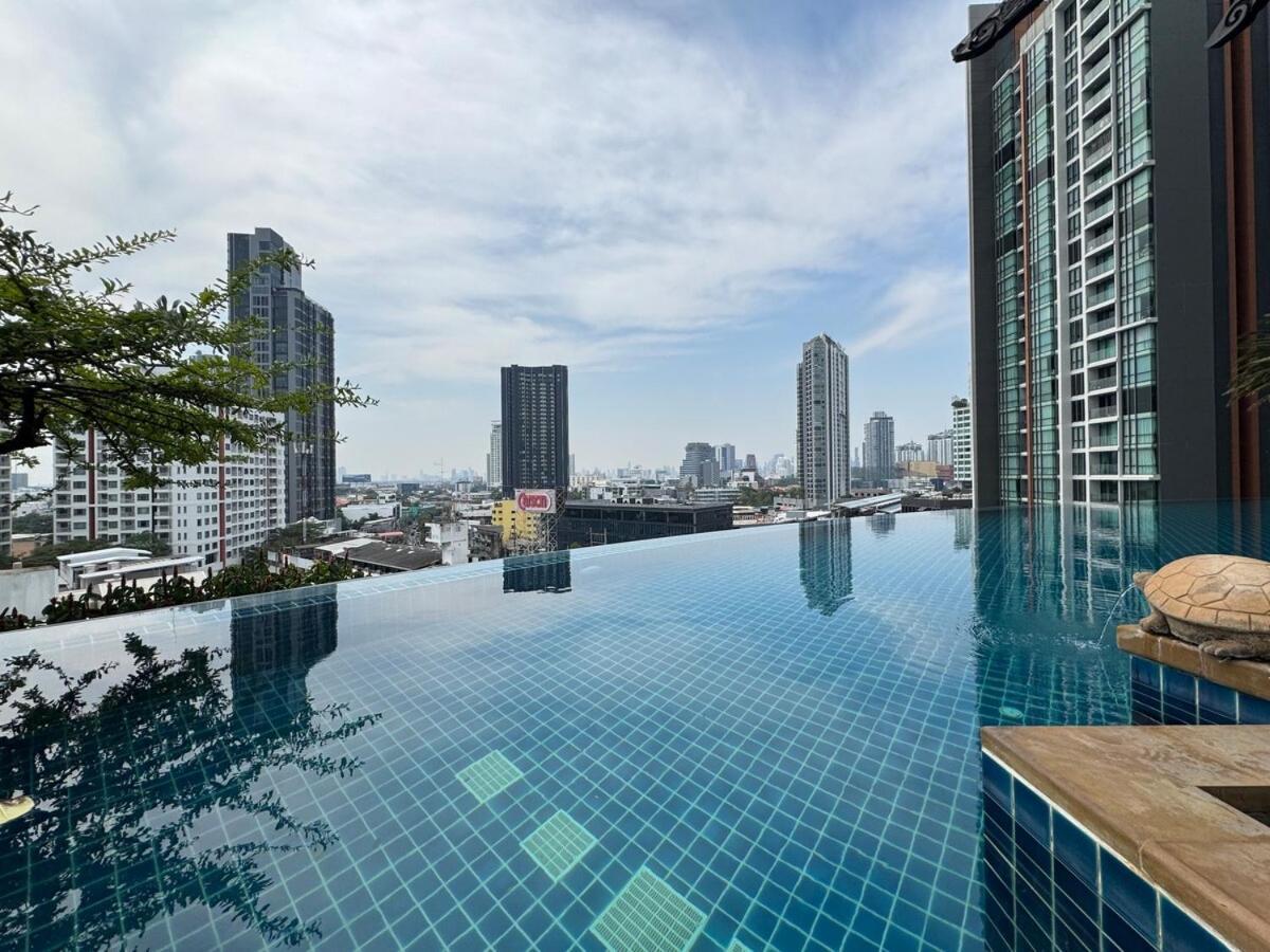 Super View Room, Swimming Pool,gym,150m Walk To Bts Bangkok