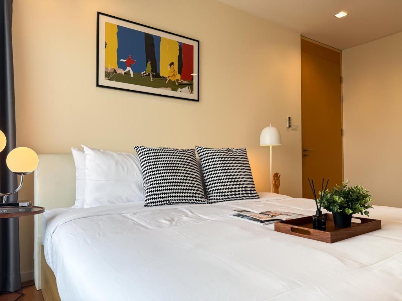 Spacious High Rise 2br - Ultra Fast Wifi - Phrom Phong Apartment