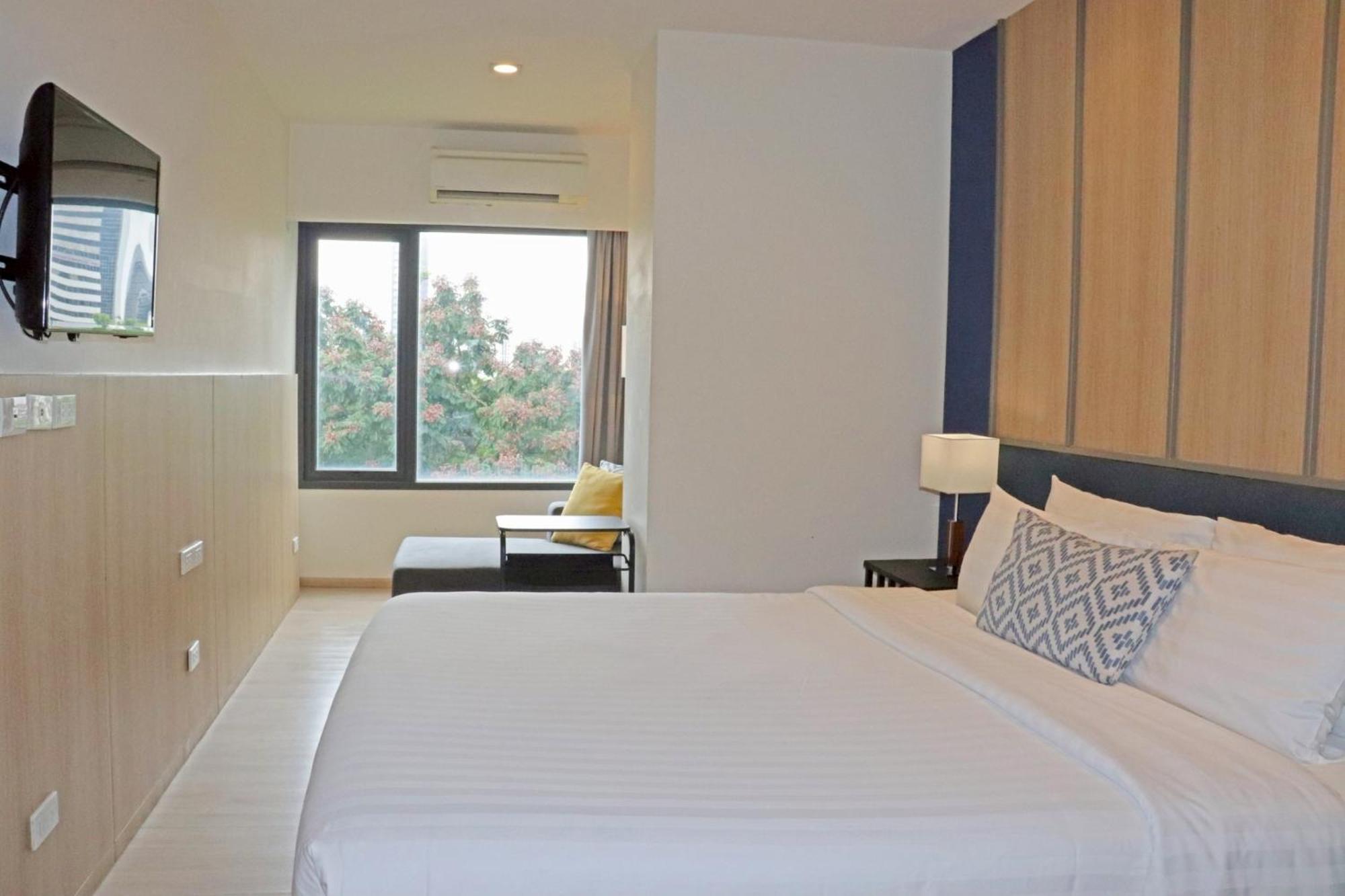 The On Thonglor By Uhg 4*
