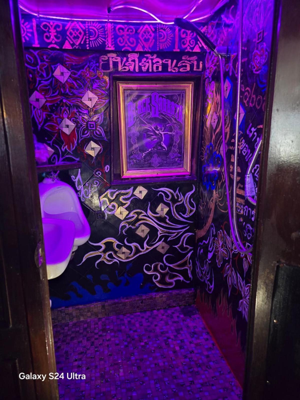 Sabai Sabai Liveaboard Bangkok