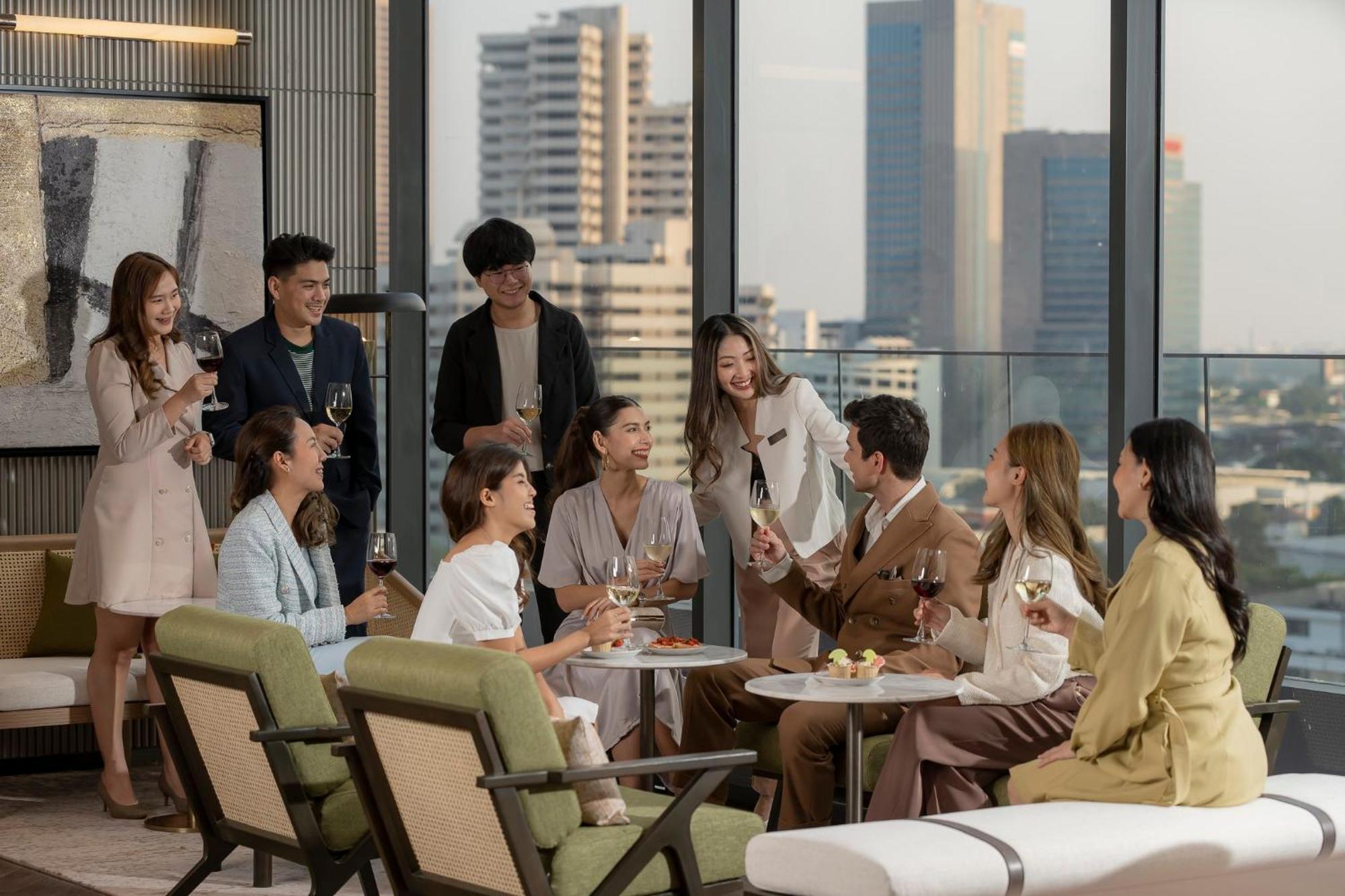 Staybridge Sukhumvit By Ihg Hotel