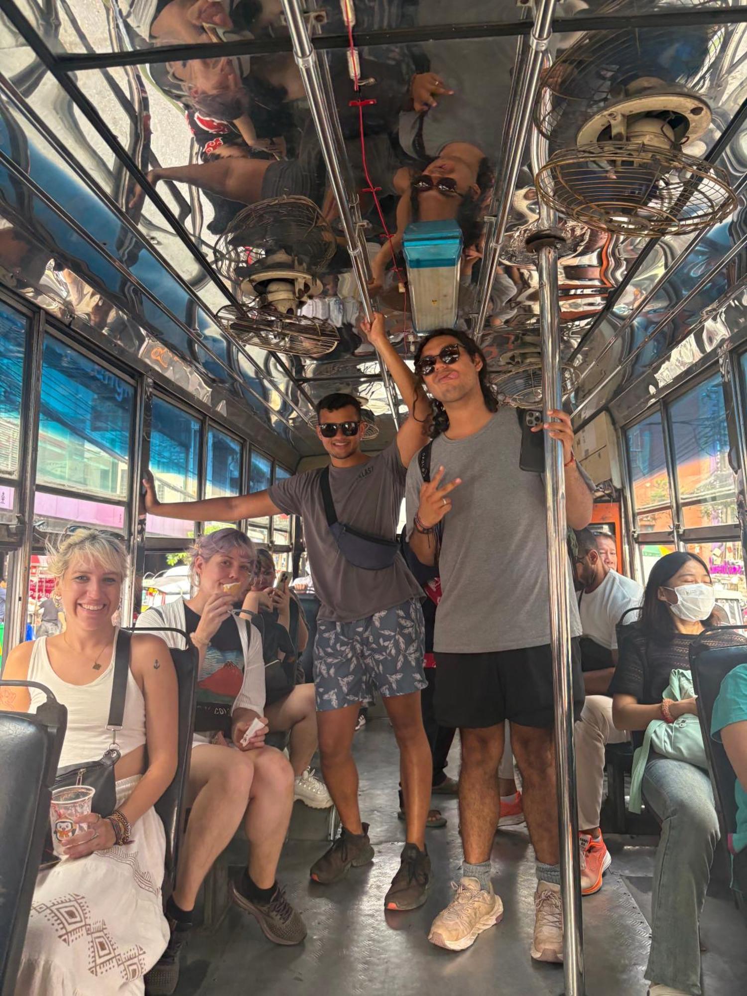 Hostel Here We Go Bangkok