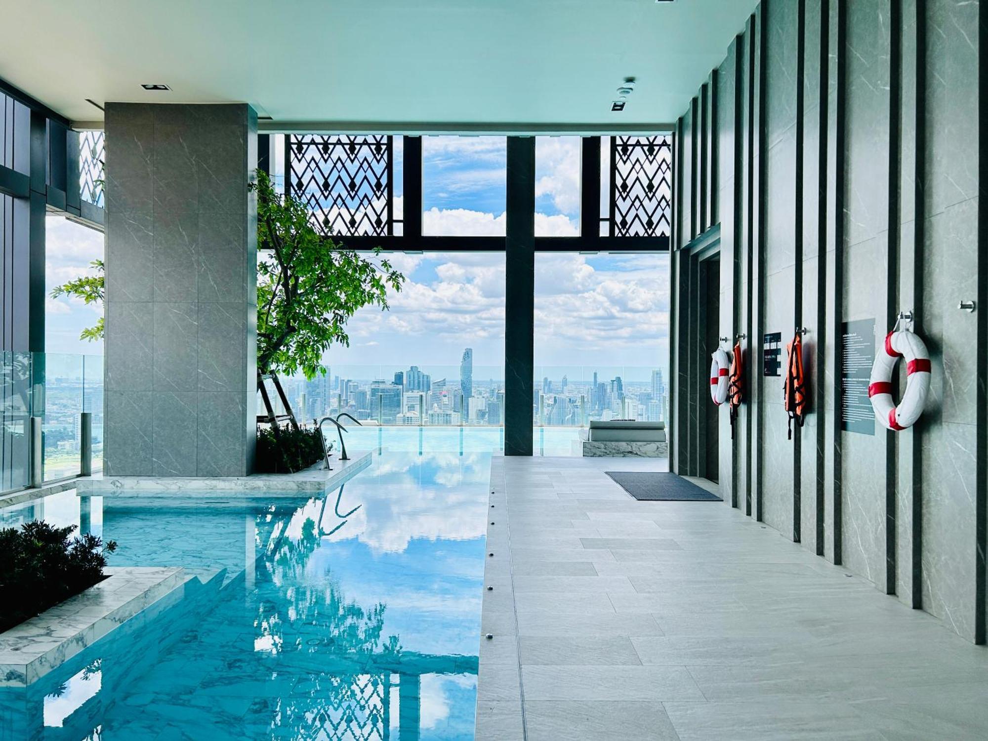 The Address Siam Luxury Two Bedrooms Apartment *