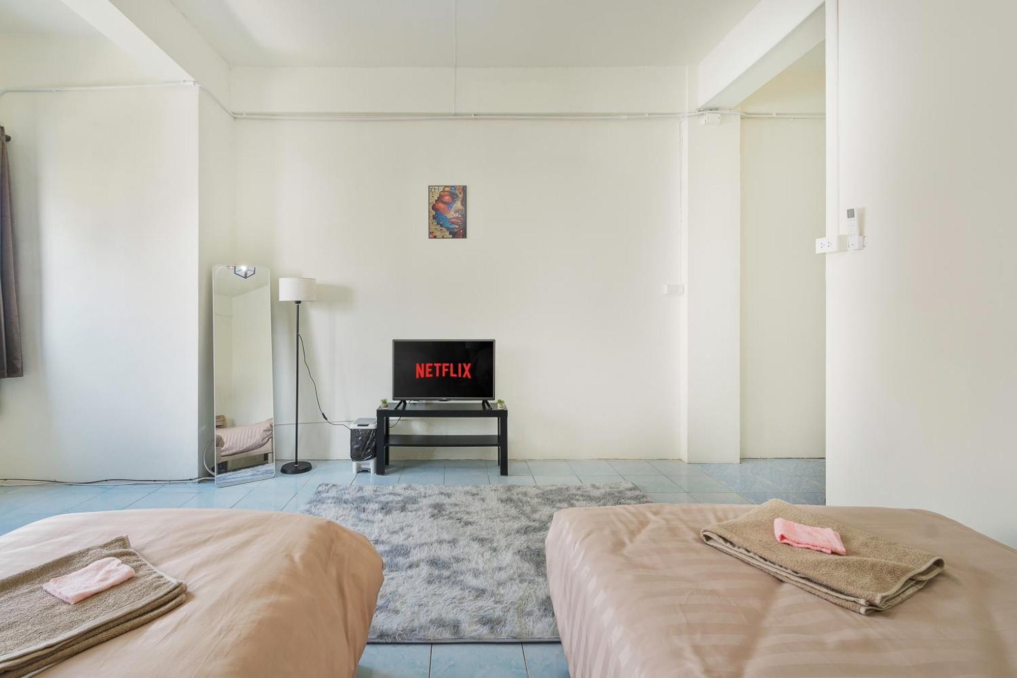 Pet Friendly Cozy Twin Beds Near Bts Thonglor Guest house *