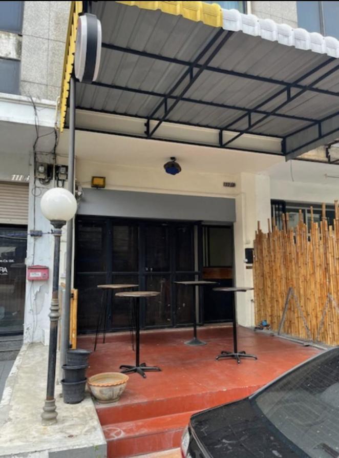 Pet Friendly Cozy Twin Beds Near Bts Thonglor