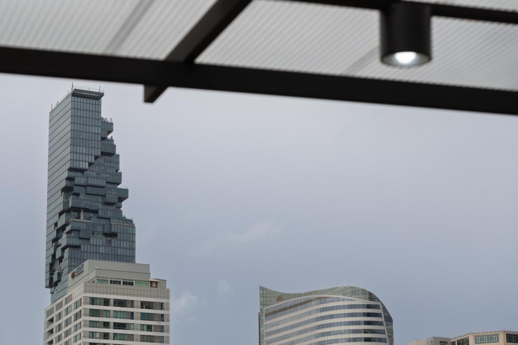 Ease At Sathorn And Coworking Space