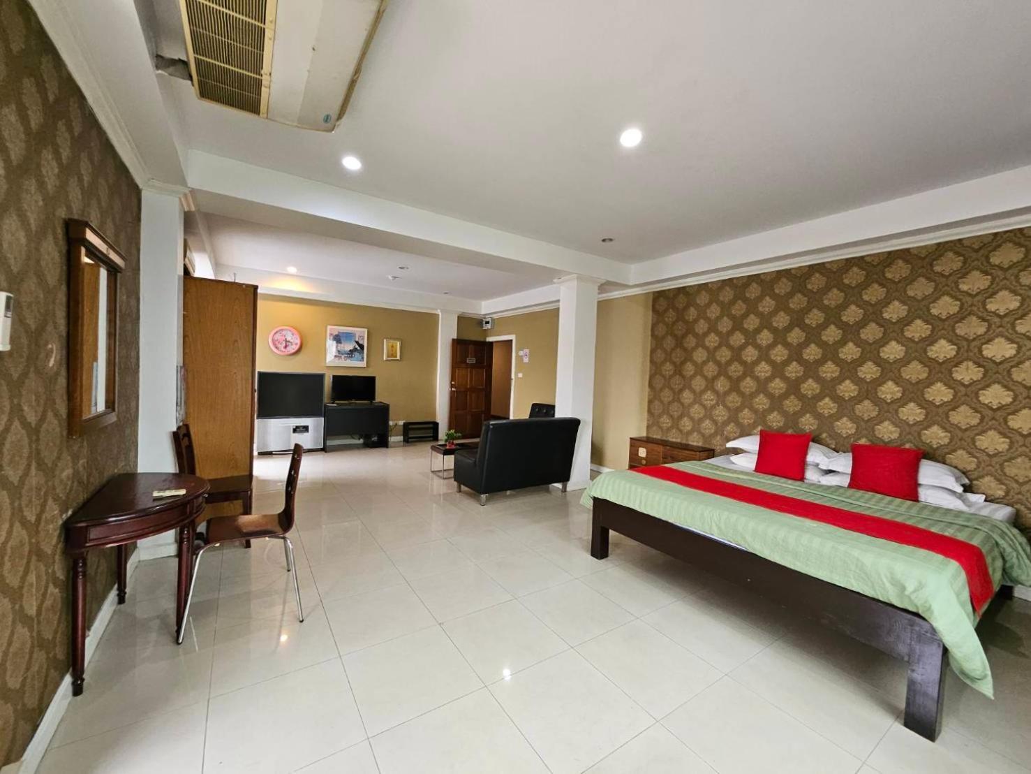 Royal Pimand Hotel Bangkok