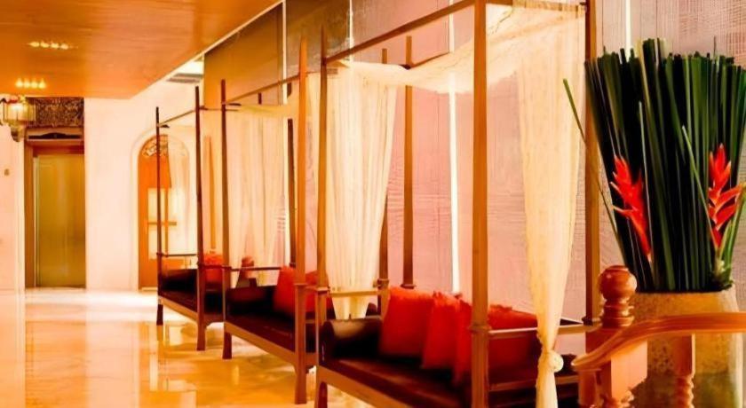 Jolly & Hotel 3*