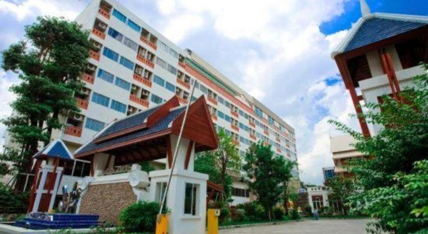 Hotel Jolly & 3*