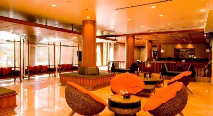 Hotel Jolly & 3*