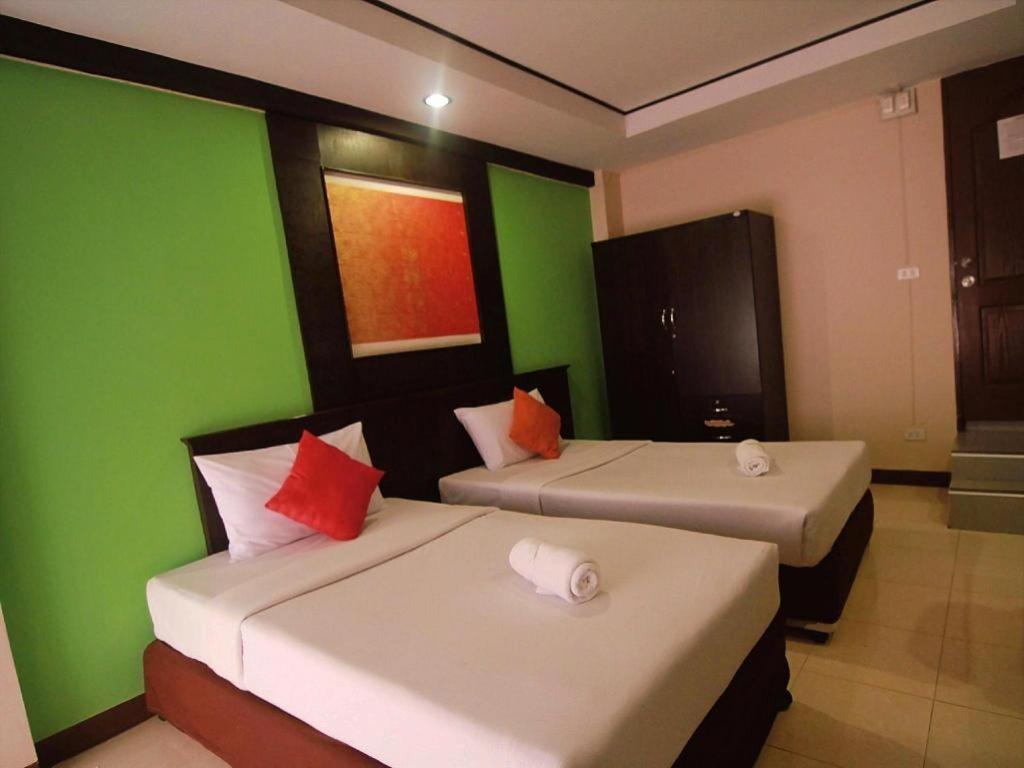 Grand Pinnacle Hotel