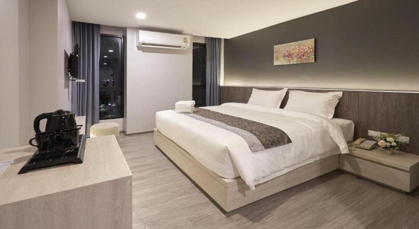 Iwish Hotel