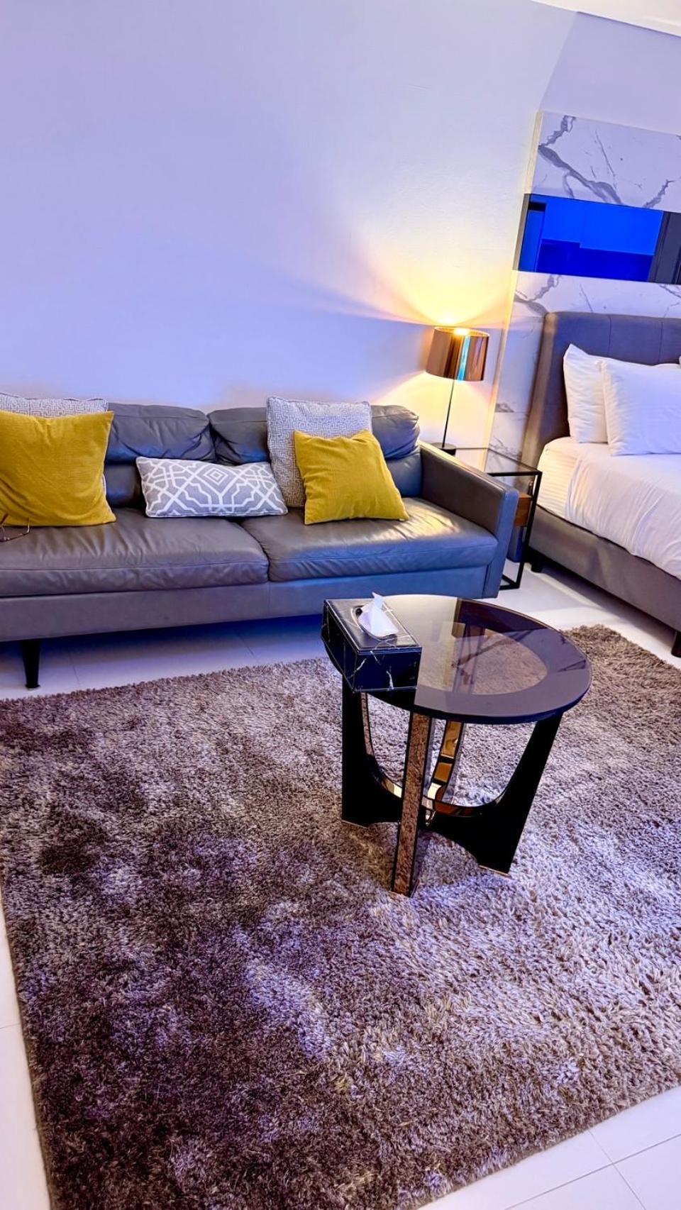 Sukhumvit13 Luxury Apartment *