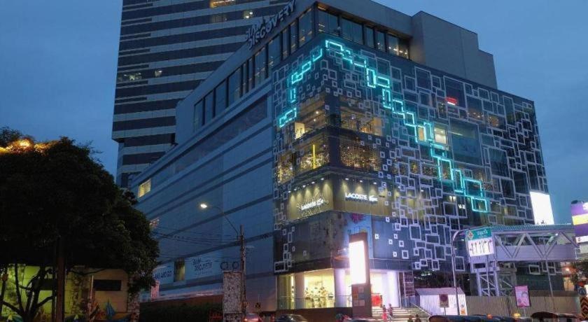 Oyo 818 Suksomboon Hotel
