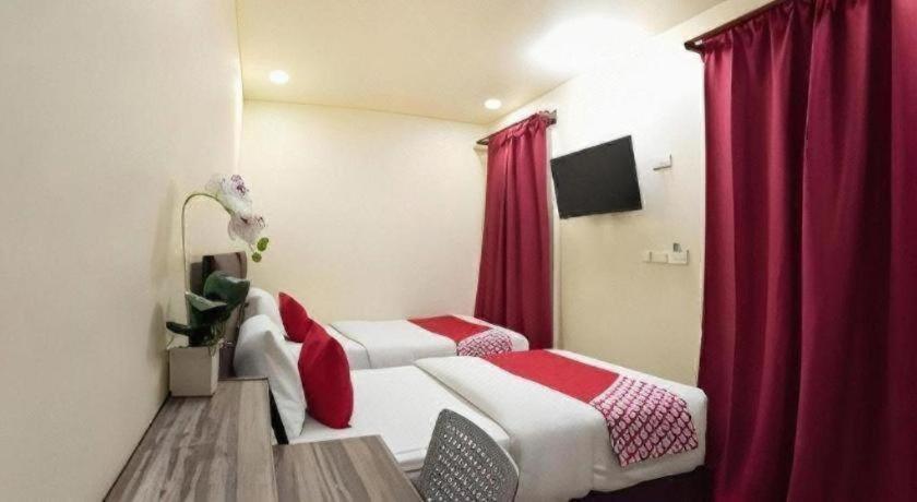 5 Diamond Hotel