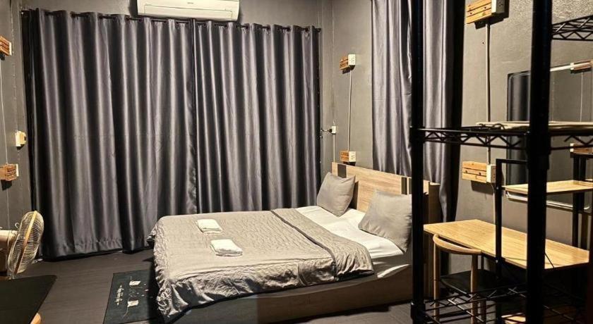 Hostel Assembly Hostel Bangkok